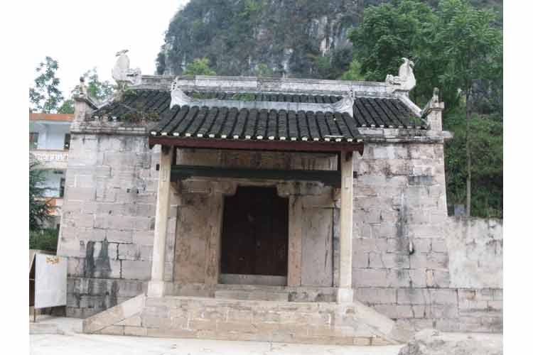 上關(guān)靈龜寺