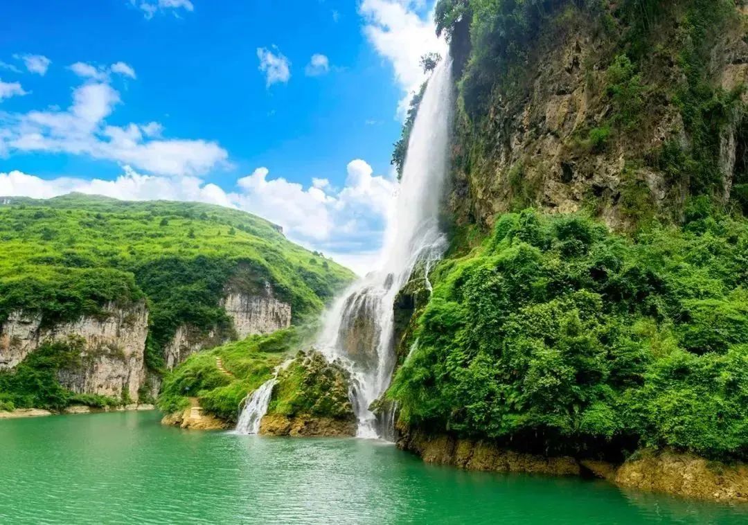 黔東南岑鞏龍鰲河景區(qū)